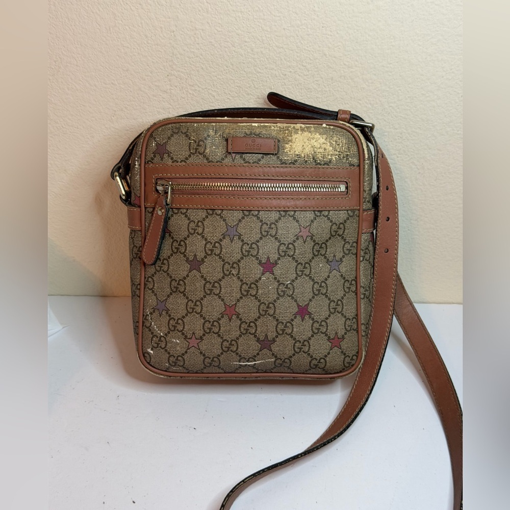 Authentic - Gucci Supreme Star & Monogram Crossbody